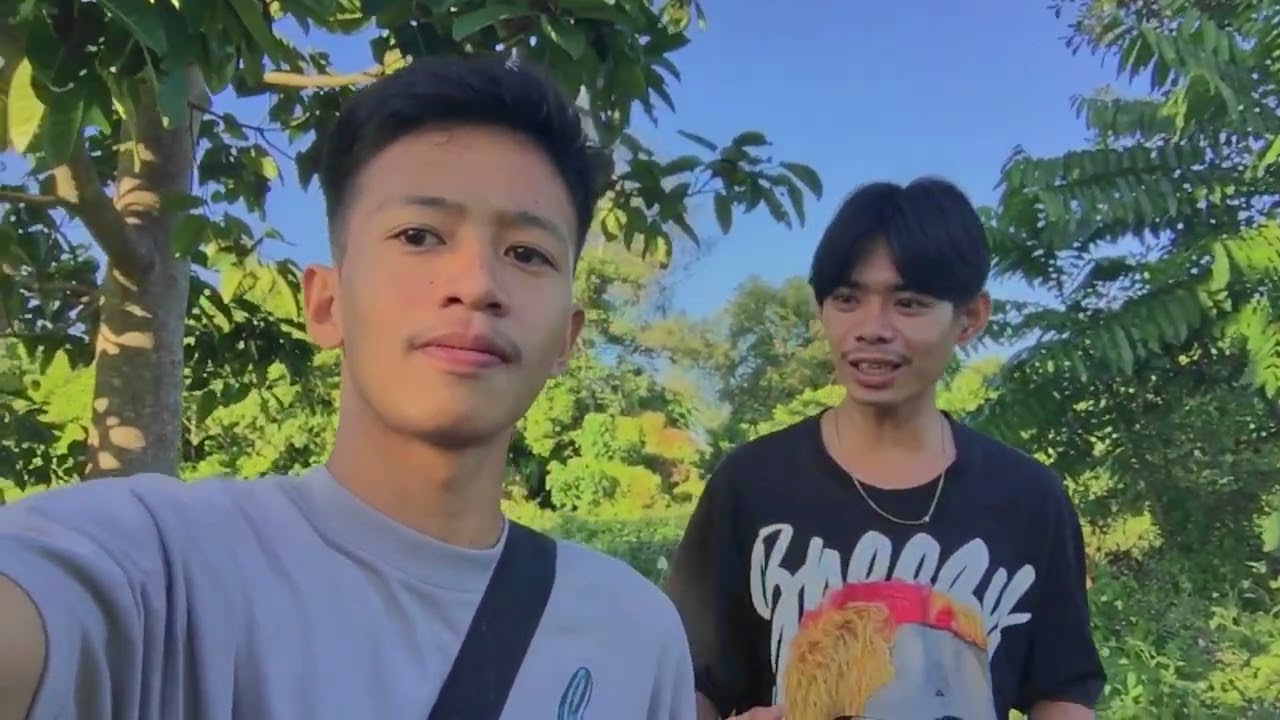 GARDEN TOUR😂
