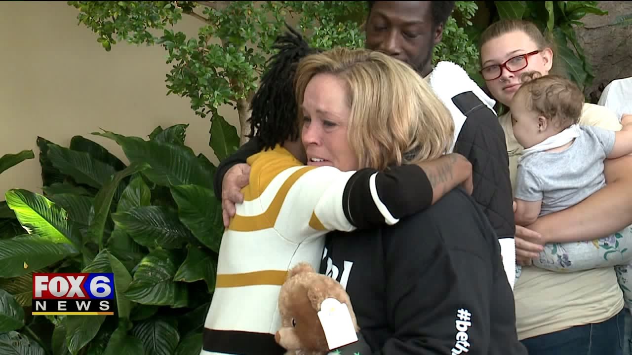 Family of 24-year-old organ donor meets recipient