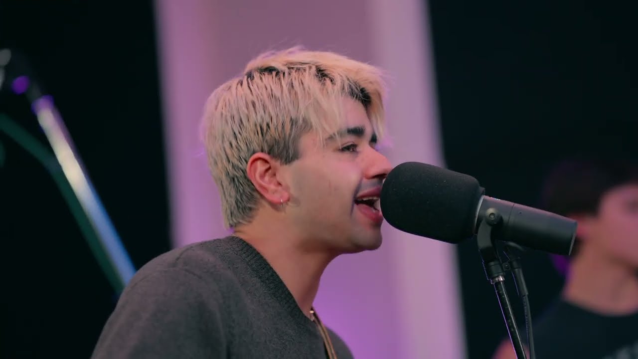 ROHAN &mdash; NICELY (Live Video)