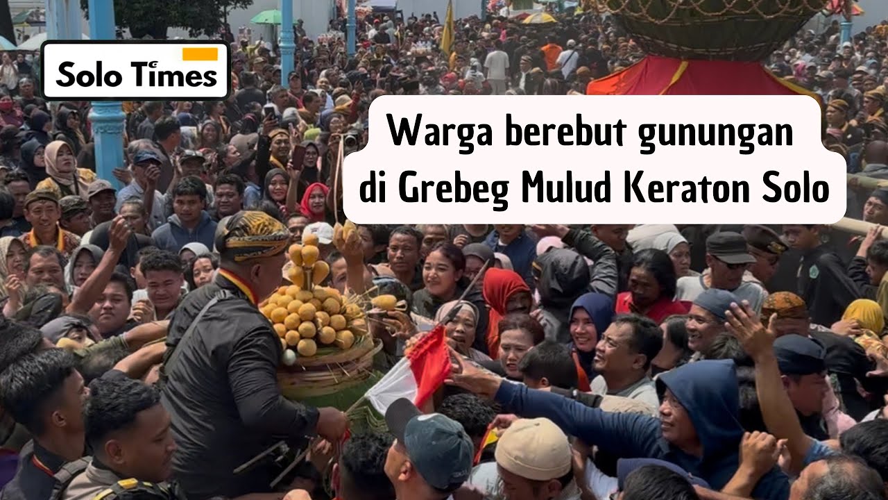 Warga Berebut Gunungan Sekaten di Masjid Agung Solo! Peringatan Maulid Nabi Muhammad.