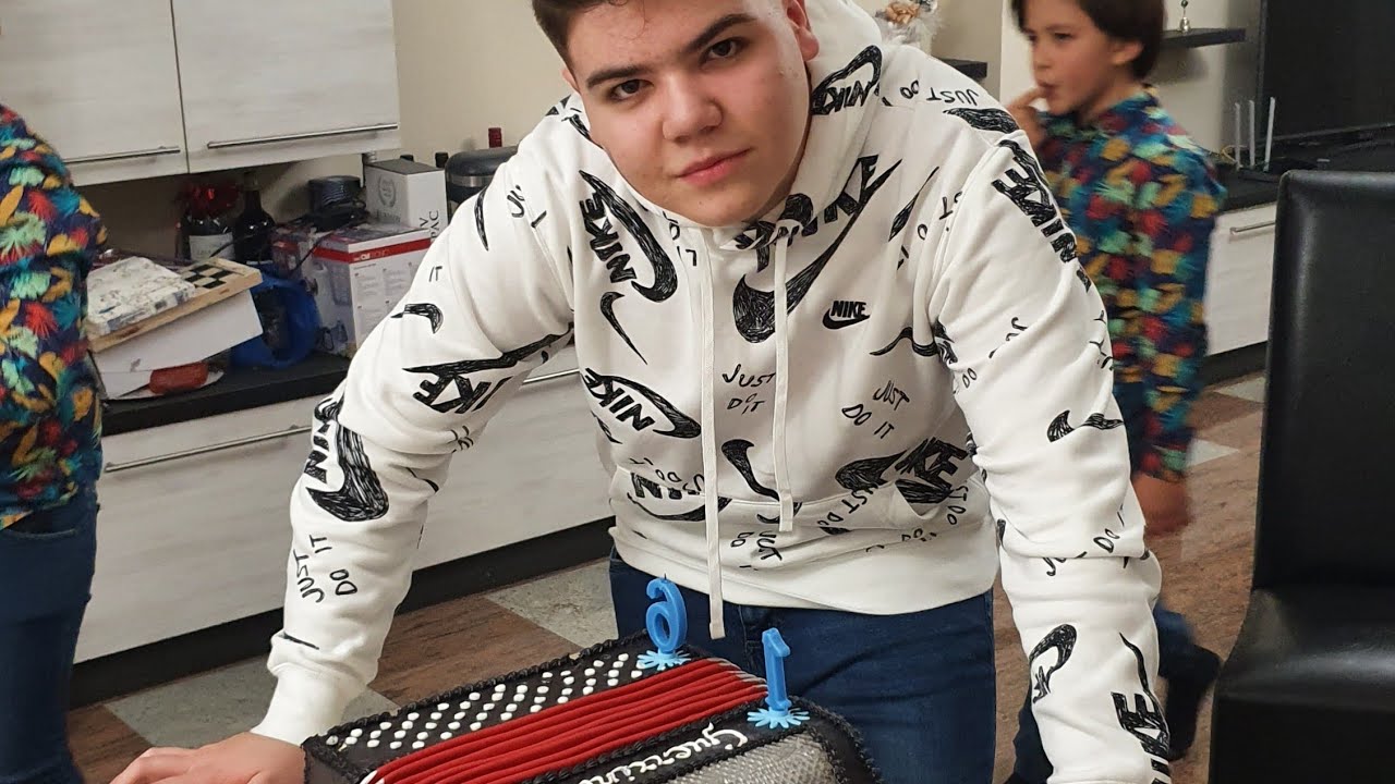 Svima koji slave , Srećna Srpska 2021. + Acin Rodjendan 🍷🍷🍷🍷🍷