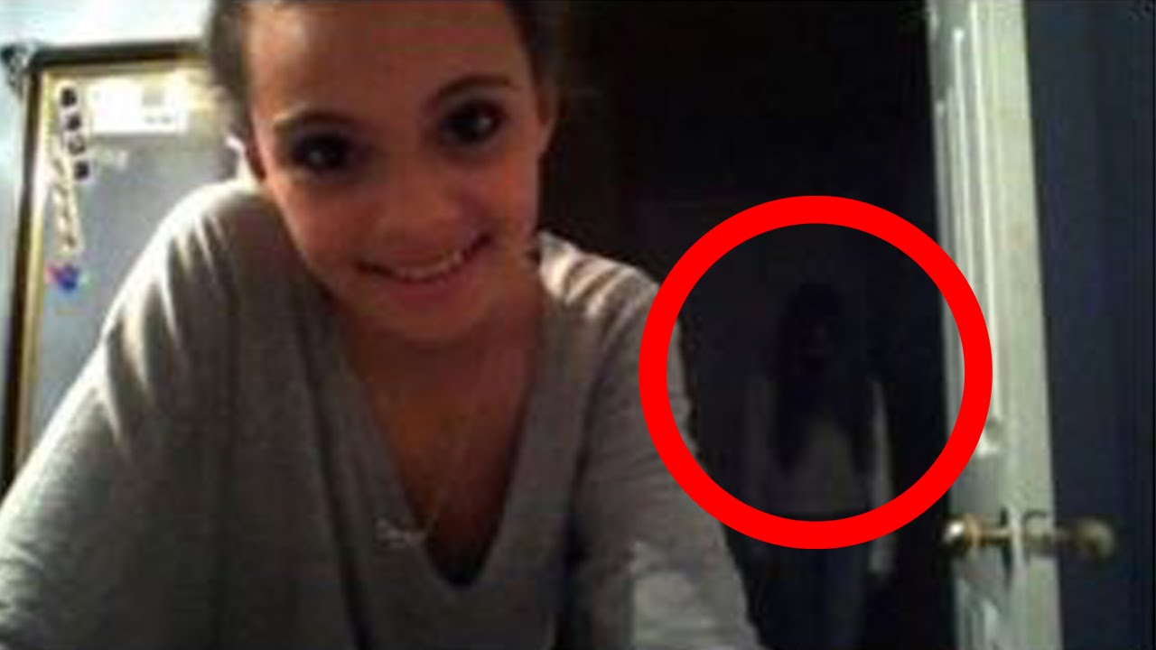 Top 10 Scariest Things Hidden In Pictures - Part 3