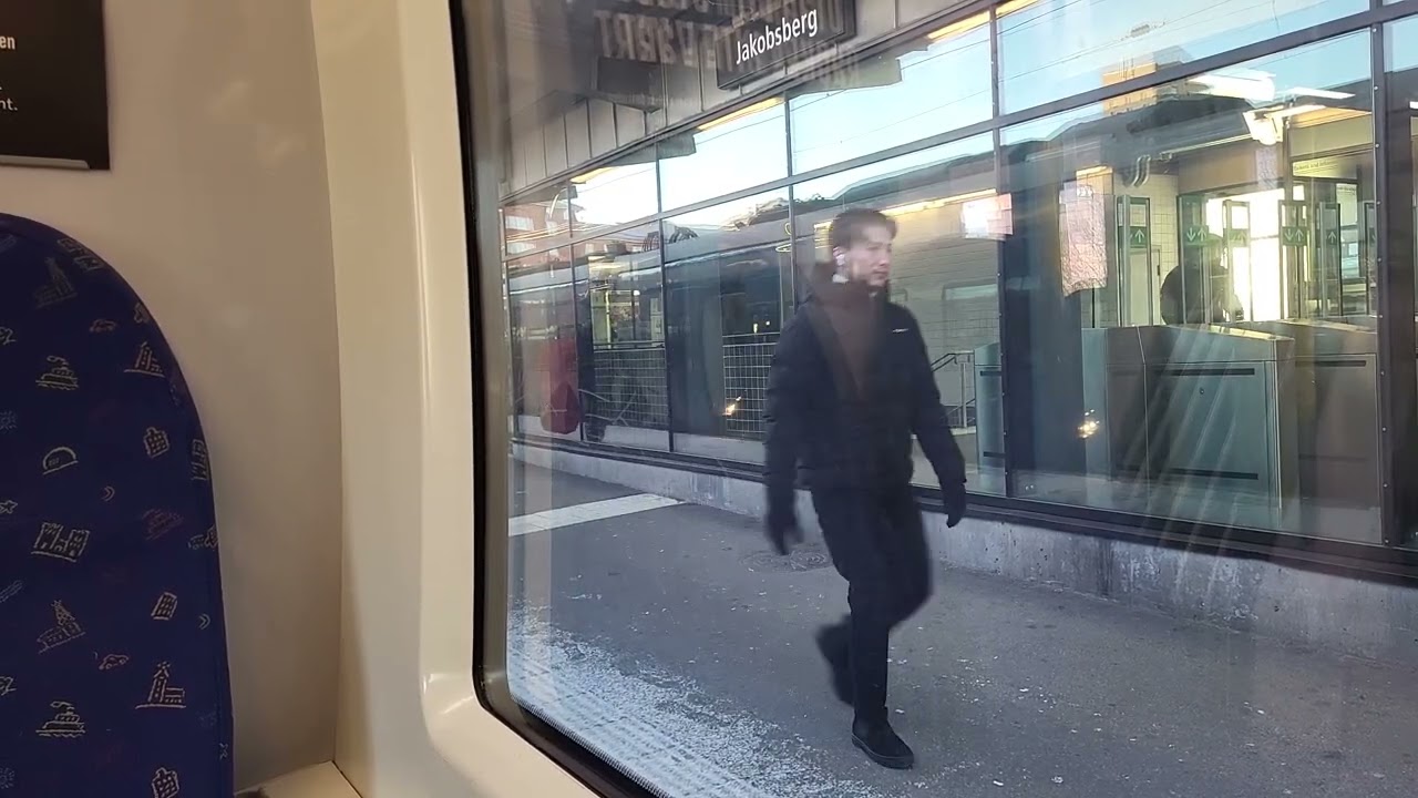 Linje 43 Kungsängen-Spånga med X60 vagn 6054