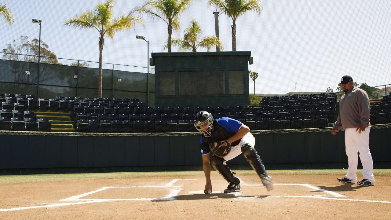 PROTIPS: How a Catcher Should Block and Recover with Runners on Base