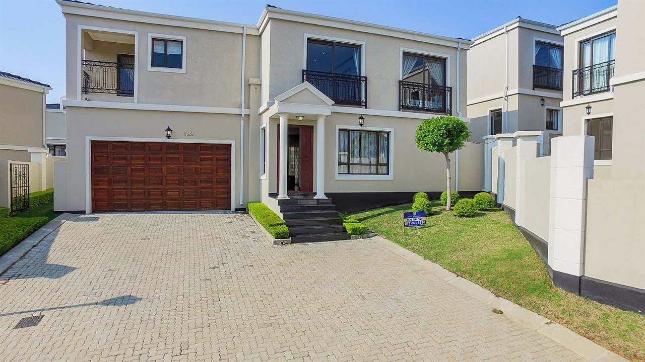 3 Bedroom House for sale in Gauteng | Johannesburg | Fourways Sunninghill And Lonehill  |