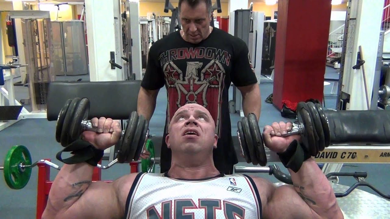Milos Sarcev entrena a 