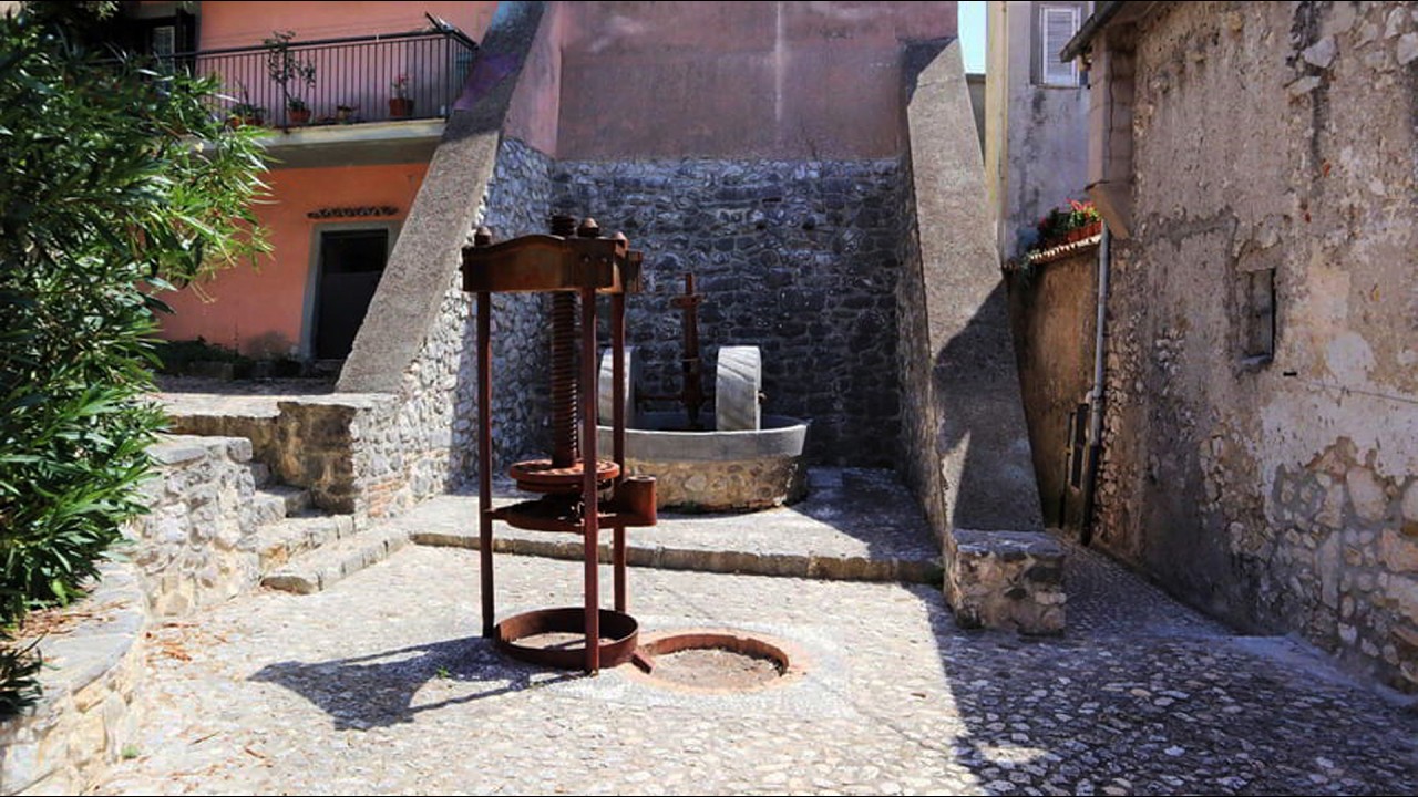 Ausonia Walking Tour | Lazio, Italy – Relaxing Walk with Music – Italy in Photos