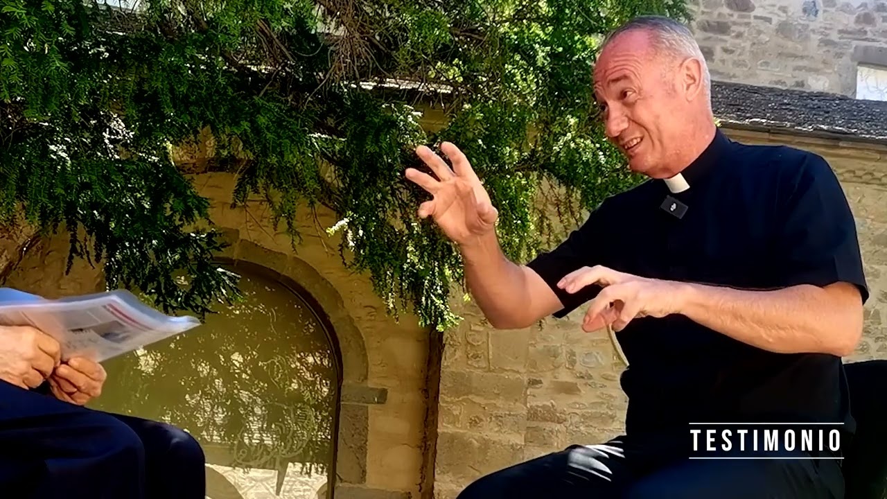 Entrevista a D. Álvaro Almenar, Canónigo Celador custodio del Santo Caliz