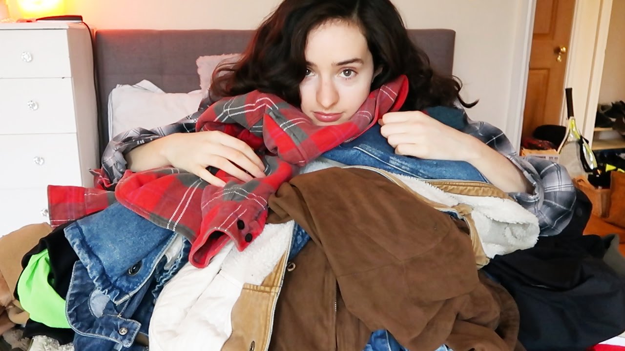 MINIMALISM SERIES | I HAVE TOO MANY COATS!