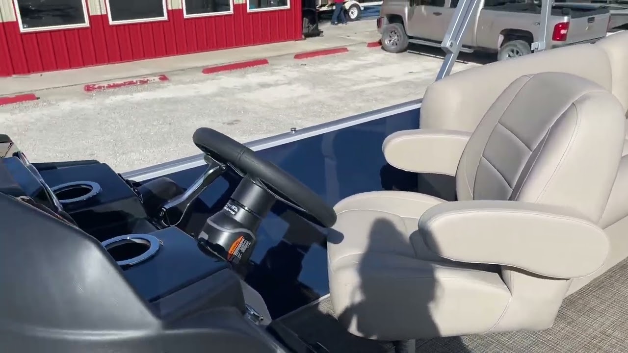 2024 Landau Island Breeze 232 tri-toon powered by a Suzuki 140hp 4-stroke engine