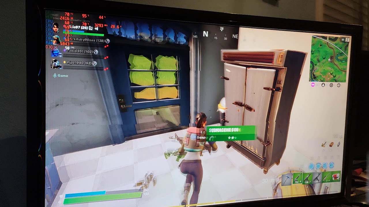 Xeon E3 1220 v2/8GB/R9 280x/500GB Fortnite Epic Shadows OFF