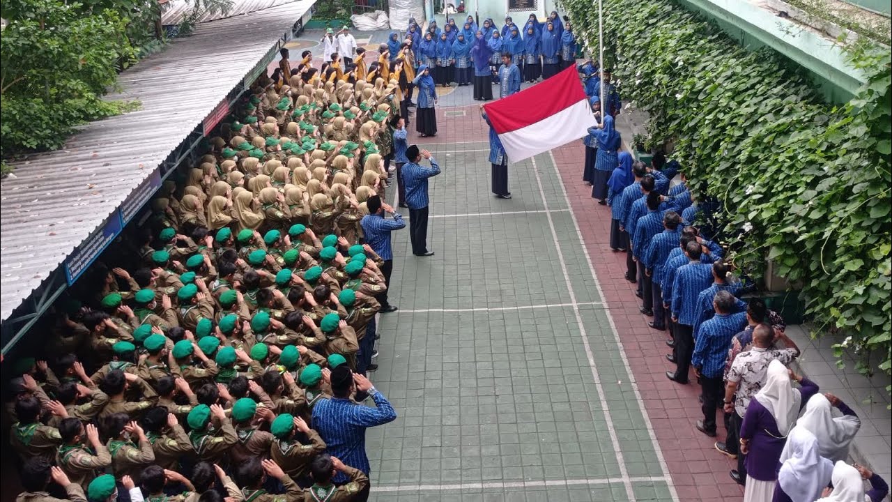 Peringatan Hari Guru Nasional Ke 77 SD Muhammadiyah 3 Denpasar