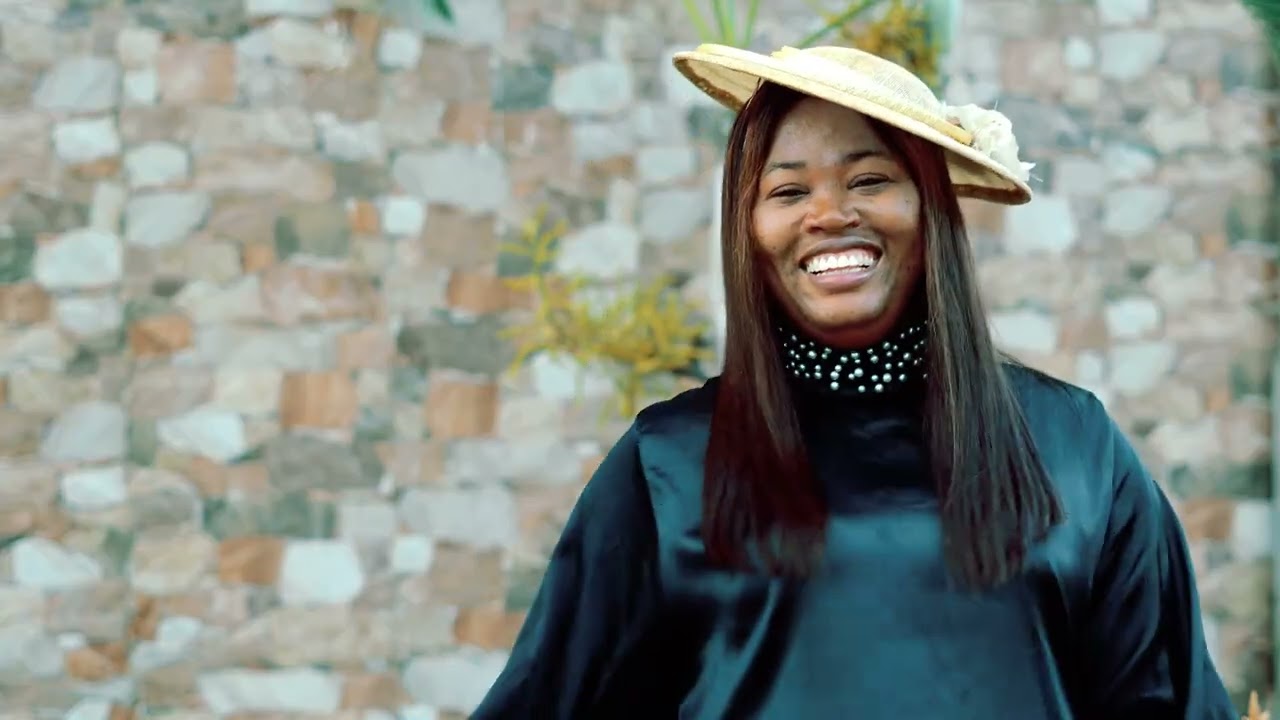 Mercy Akaolisa _GOD I STAND ( viral video)