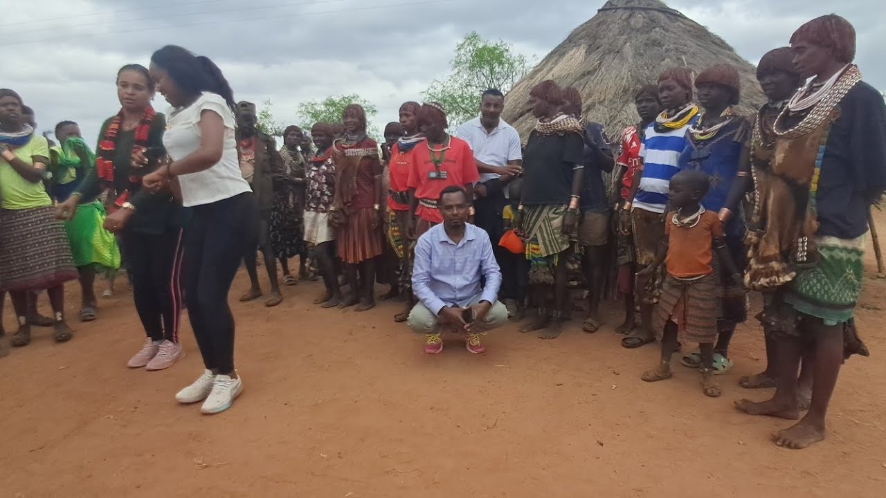 ውብ ሐመር ኢትዮጵያ የዳንስ እንቅስቃሴ #travel #peace #dance #ethiopia 