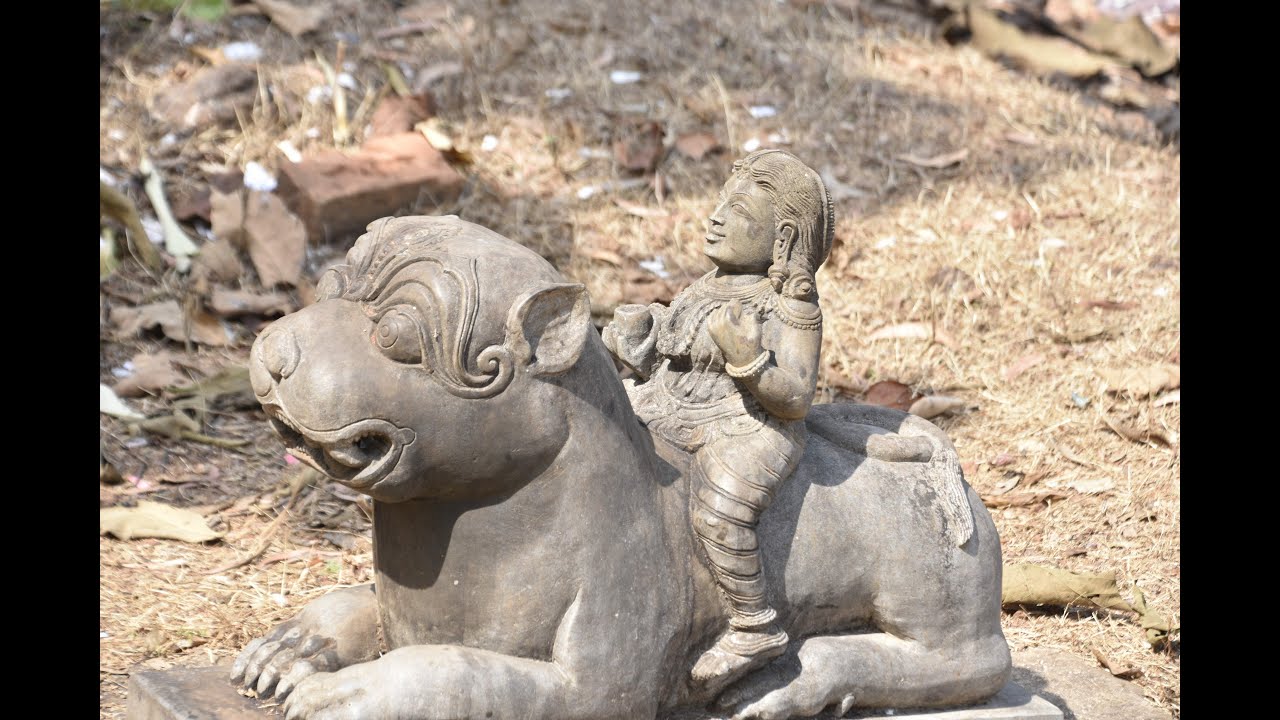 Ancient sculptures of  Pendur