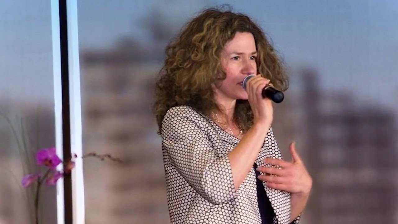 How to Get Speaking Gigs | Karen McGregor