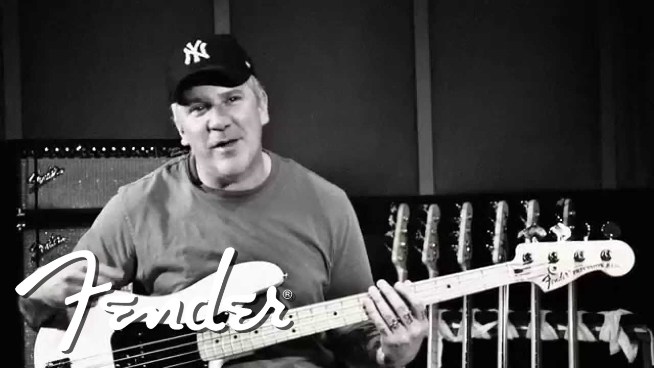 CJ Ramone | Игра на бас-гитаре в Ramones | Fender