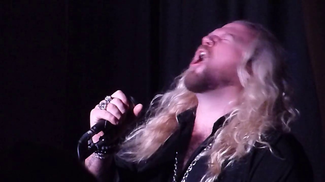 NATHAN JAMES - FOOL FOR YOUR LOVING - HARD ROCK CAFE, GLASGOW - ACOUSTIC