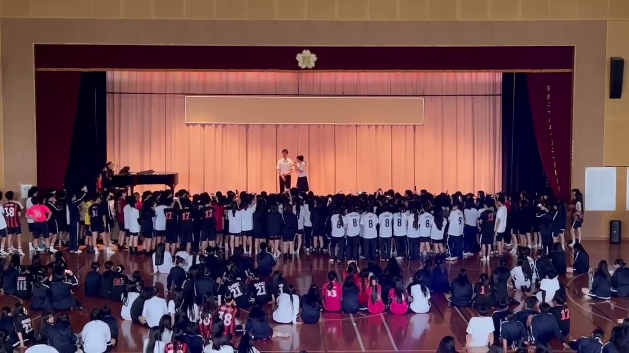 BLUE ZONE OKINAWA∼吉田一正街角ライブ、NO.1オーシャンゼリゼ歌劇団による某高校での後夜祭。