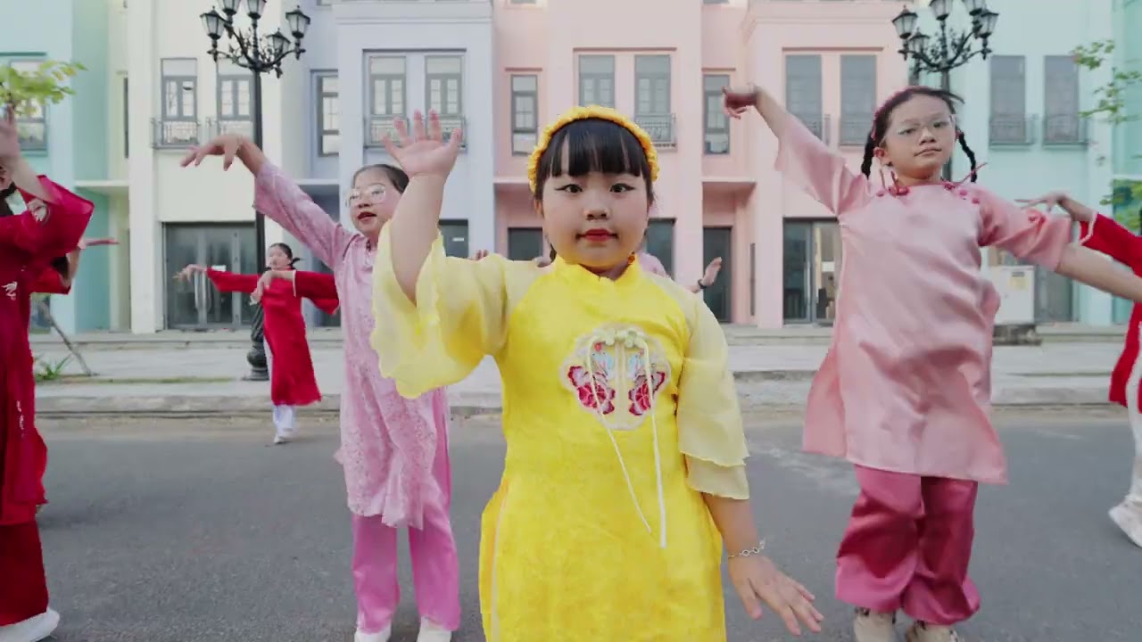 Dance2