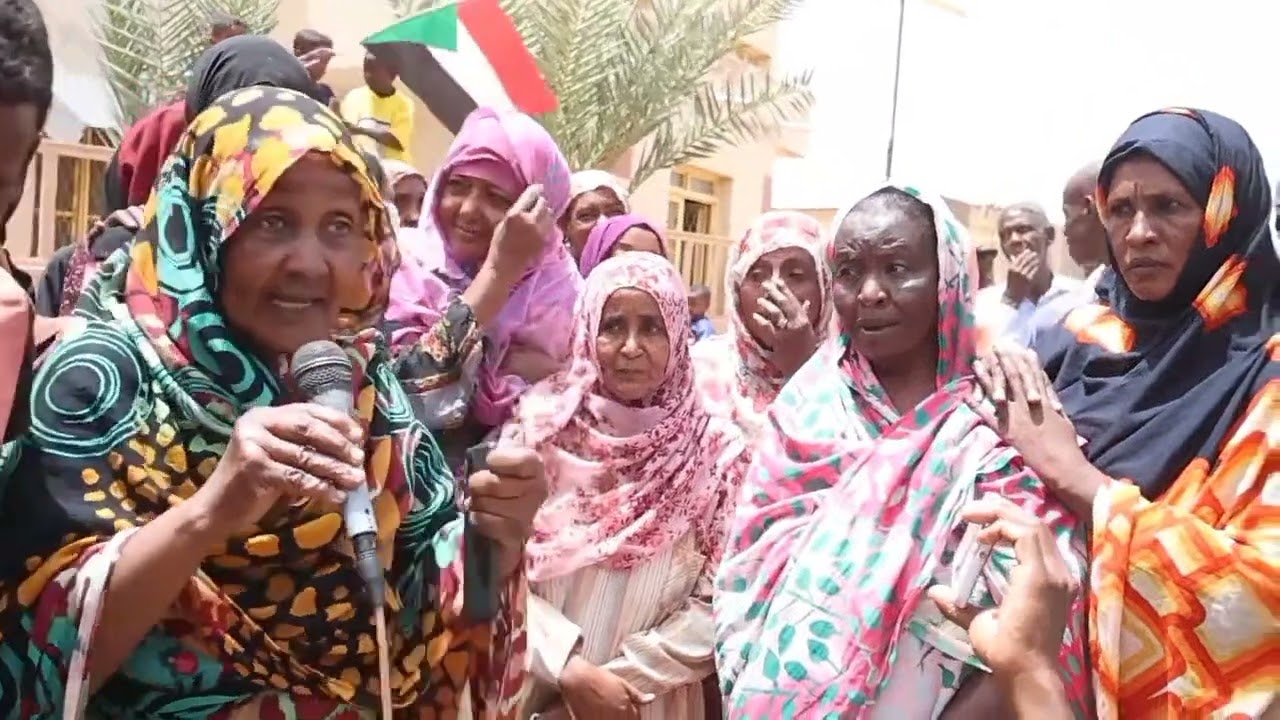 من الذاكرة احد امهاتنا تتحدث عن معناتا اهل صحافة مع مليشيات استغفر الله العظيم #مغرب #السعوديه #