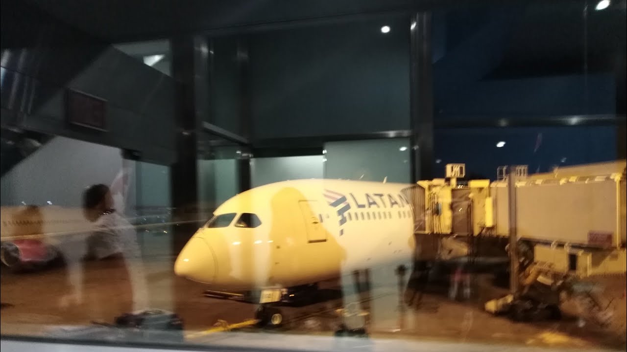 Latam Airlines | Boeing 787-9 | Punta Cana to Miami | Flight Report