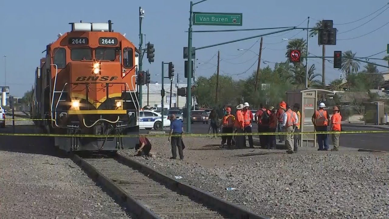 Train hits pedestrian, blocks Van Buren St. in Phoenix