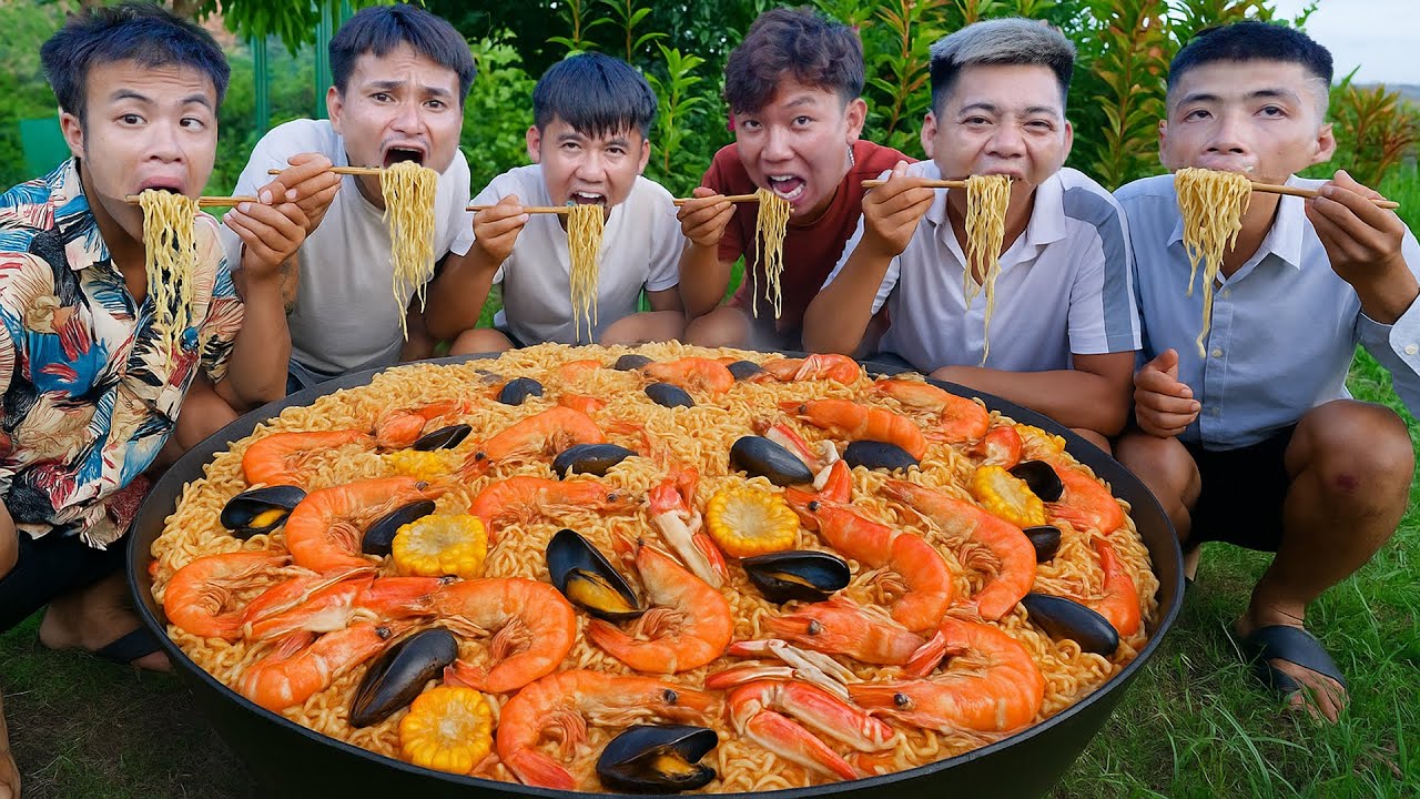 Hưng Troll | Thử Th&aacute;ch Người Cuối C&ugrave;ng Ngừng Ăn Nồi M&igrave; Cay Khổng Lồ Nhận 500$