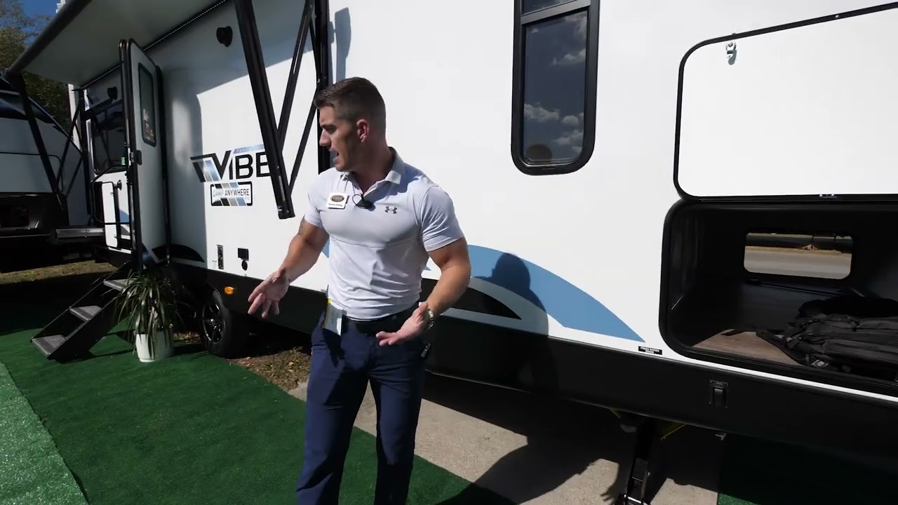 Tour the 2022 VIBE 25RK Travel Trailer