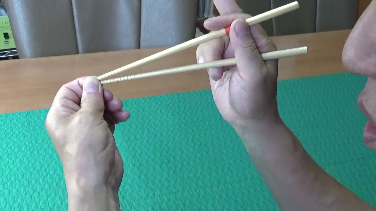 完璧なお箸の持ち方【元小学校教諭が教える】（＃児童かきかた研究所　所長故高嶋喩直伝）