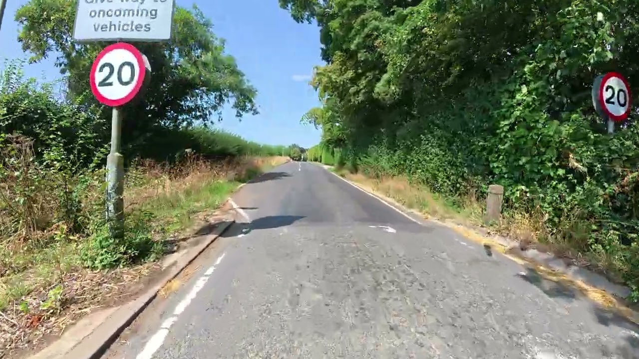 Cycle ride from Bicester to bucknell village PUY DU FOU new location Oxford .