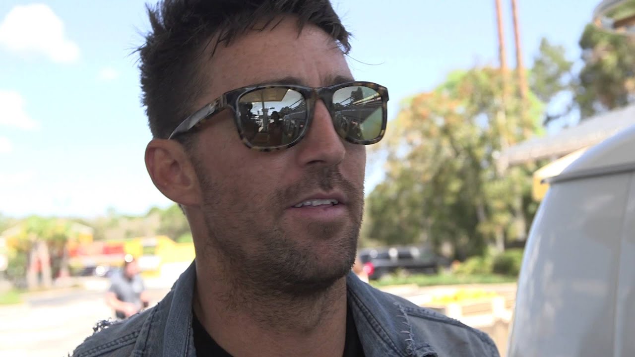 Jake Owen's Love Bus Road Trip // Day 3