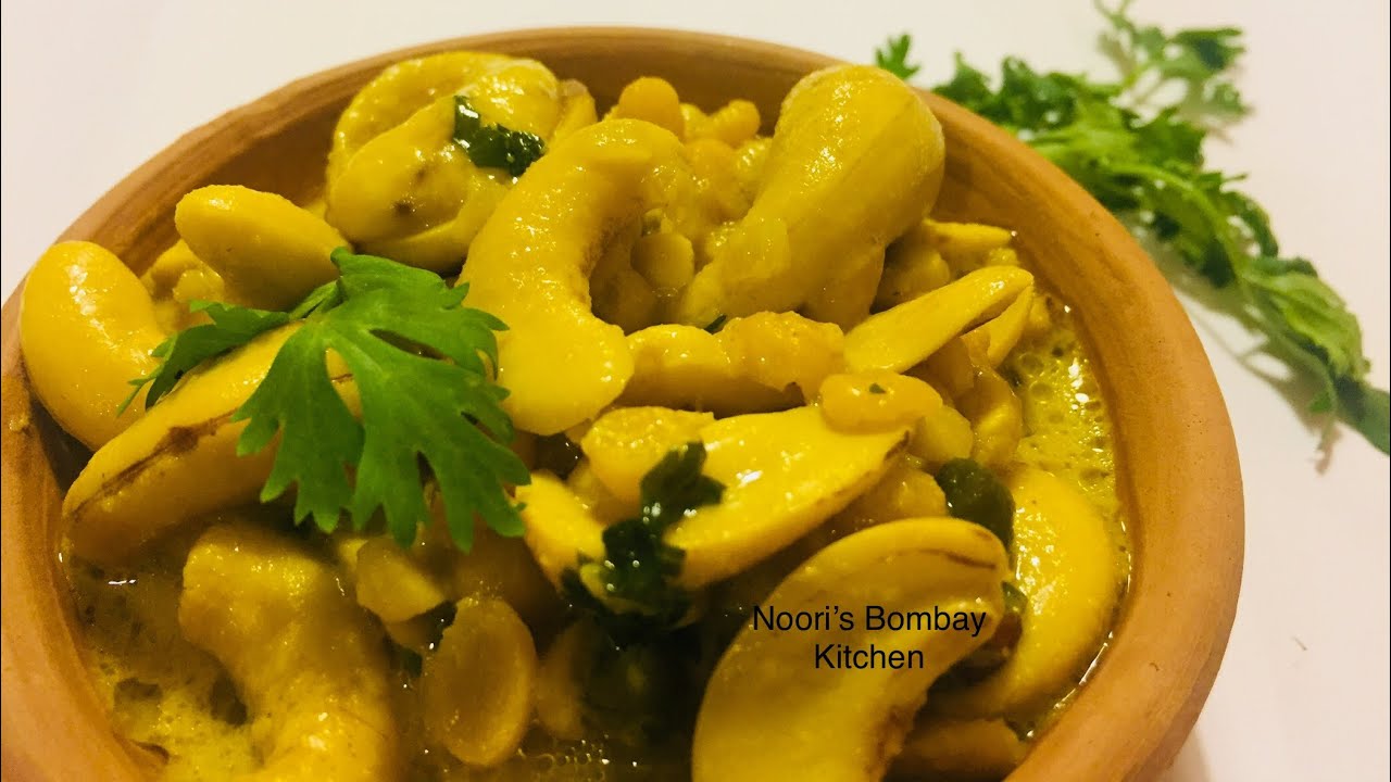 Kaju ka salan | Kaju ka fikka salan | Gile kaju ka salan | Cashew gravy | Cashew in Coconut Milk