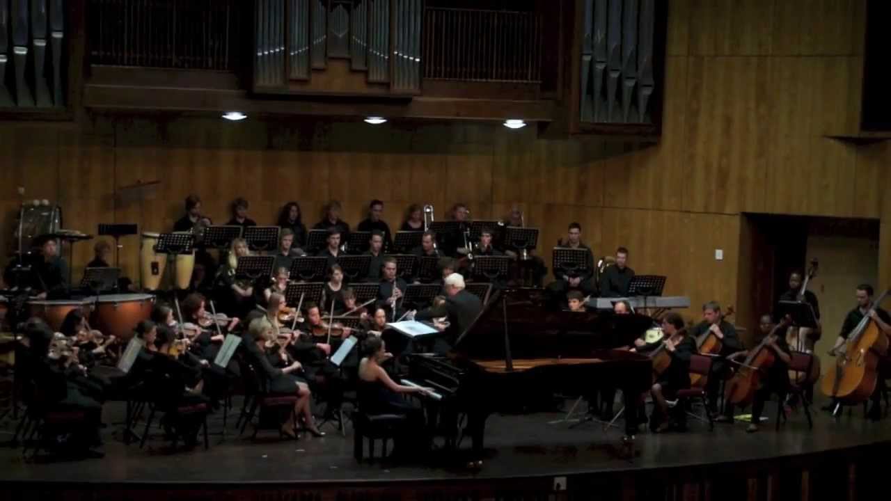 Larissa plays Grieg