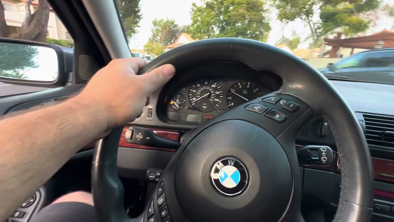E39 Bmw 530i driving video