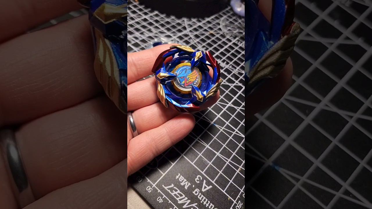 Valkyrie Feather | Beyblade X Evolution