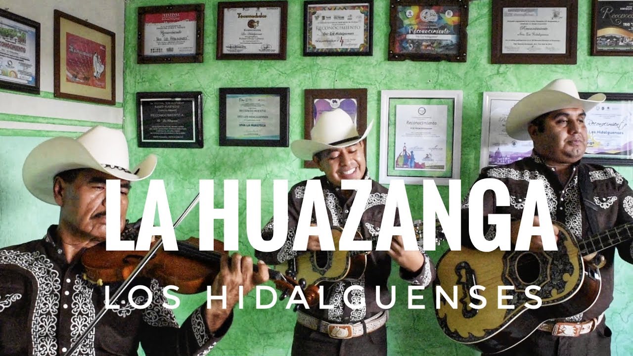 Trío Los Hidalguenses toca 