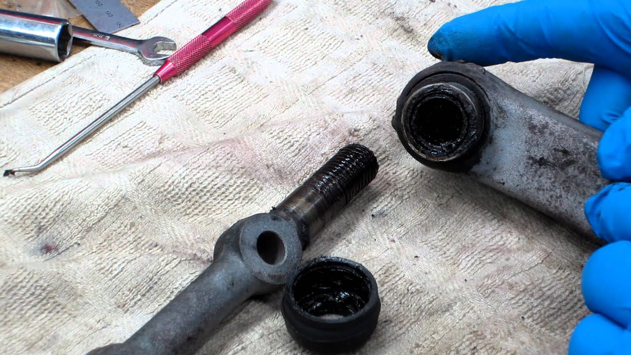 Datsun Truck Kingpin Rebuild - UCA - Part 14