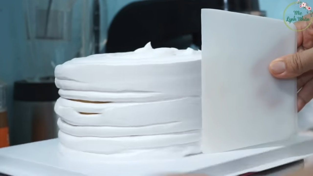 LÀM BÁNH KEM SINH NHẬT CƠ BẢN TỪ A - Z ( Phần 3: Chà láng)