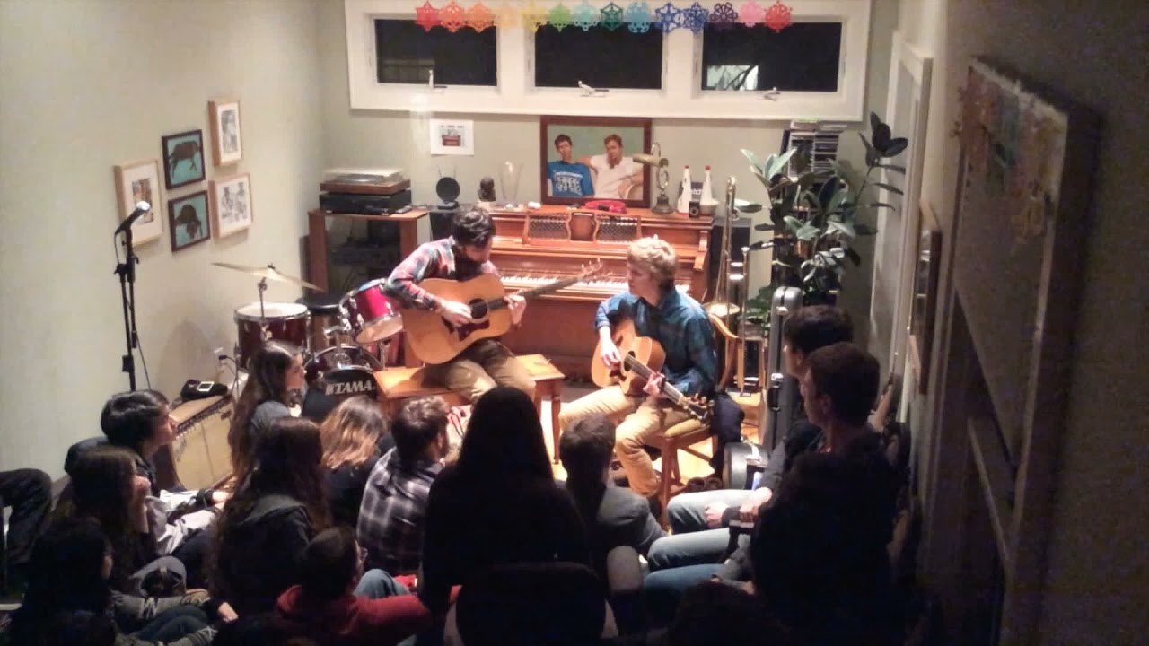 Pinegrove - House Sitting (Habitat ver. 1)