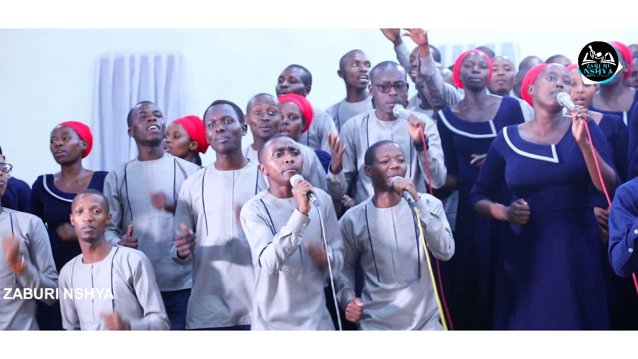 RYOHERWA N'INDIRIMBO ZA Korali INTEGUZA/ ADEPR Kayonza ubwo bari iKigali