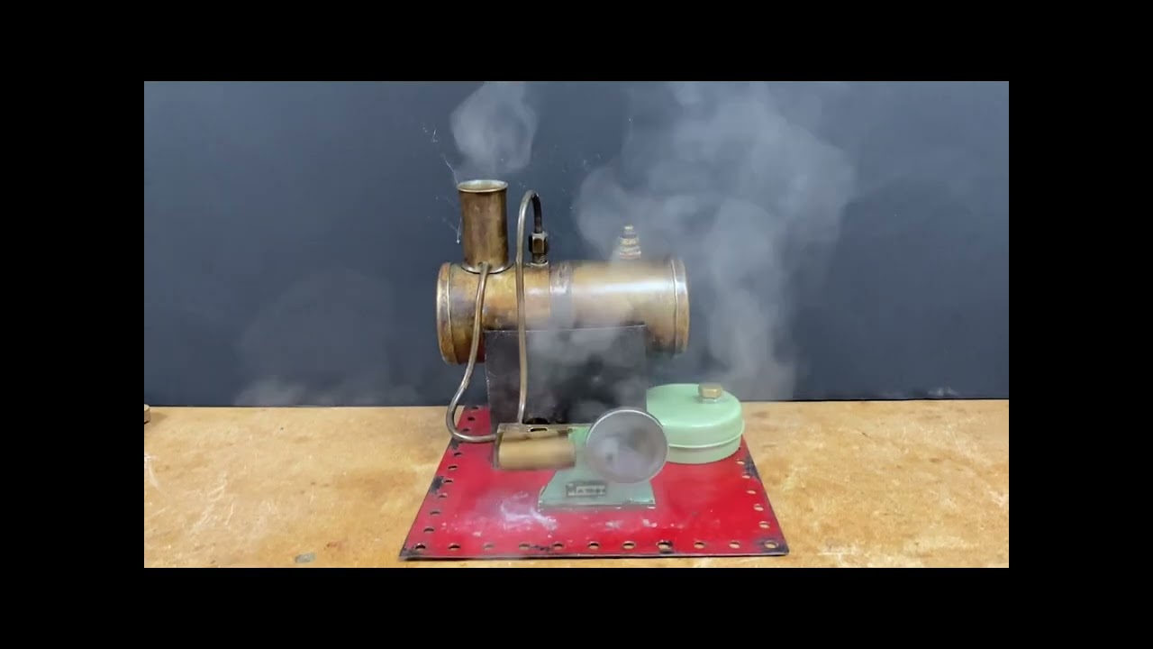 Running some old Mamod stationary steam engines dating from 1946 -1953
