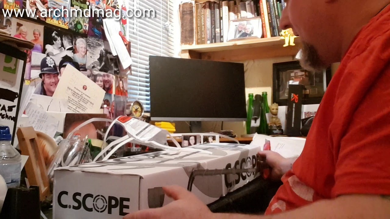 Archmdmag - Opening the CScope CS440XD
