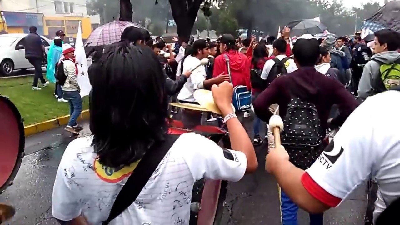 Muerte Blanca [LDU] Marcha • Miraflores  - U Central 🥁