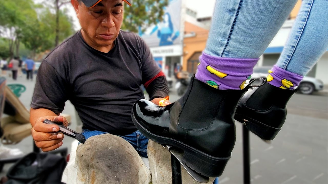 Эти БОТИНКИ ОГОНЬ 🔥 Уличная чистка обуви от Франциско 🇲🇽 ЗВУКИ АСМР в Мехико