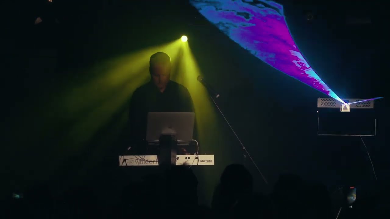 Hauber X Bonanza - Barátom I Live Akvárium Kishall I 2023.10.27. I Music video