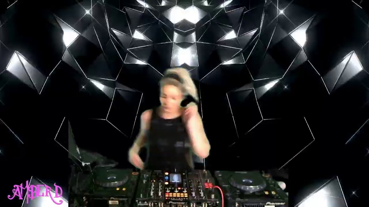 Amber D Exclusive Hard House Set // The DJ's Bible