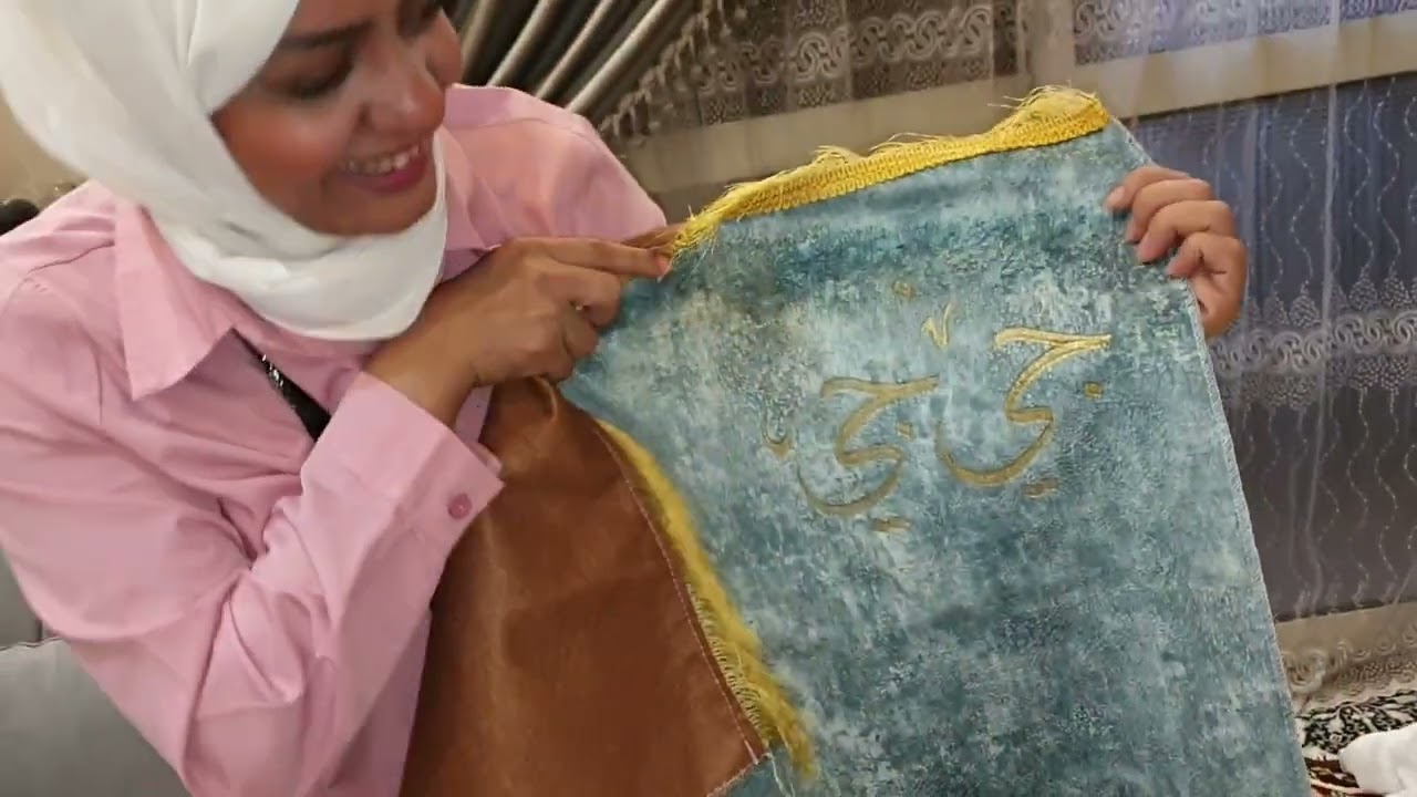 روحت ابارك لأختي علي العمره قابلتني بالهدايا فرحت اوي أول مرة اصور عندها 💃💃💃