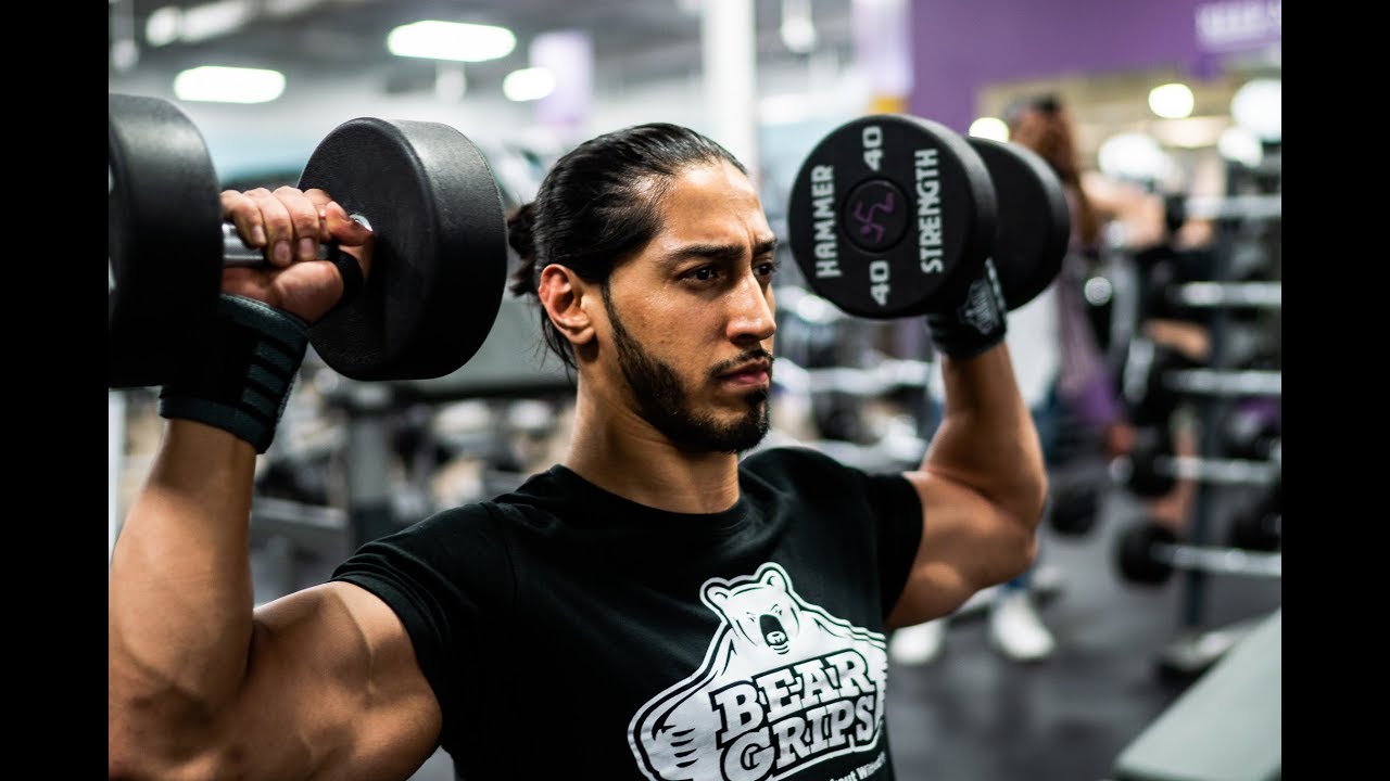 Bear Grips - WWE Superstar Mustafa Ali