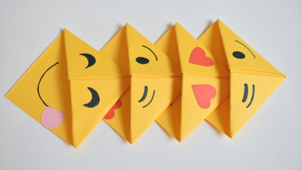 Easy Emoji Corner Bookmarks | School Projects | DIY Bookmarks Ideas